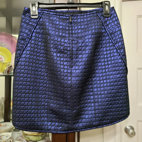 Tibi Quilted Front Hem Scalloped Mini Skirt Metallic Blue Size 0 - Picture 6 of 9